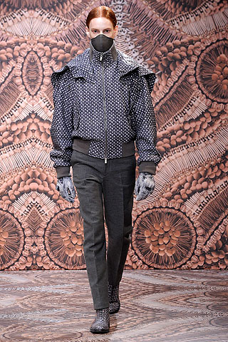 Alexander McQueen / - 2010-2011